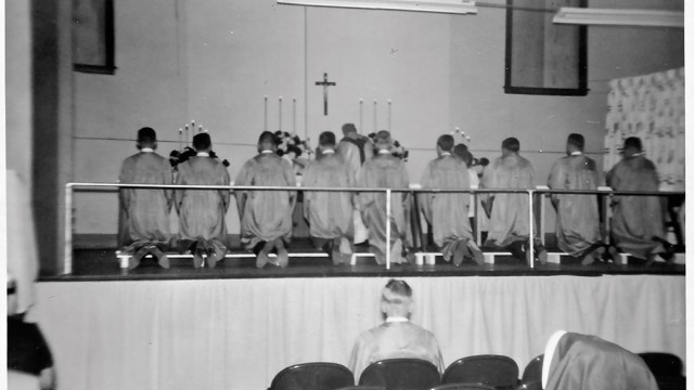 parishioners-Teterycz-school_1959-Graduation-Mass